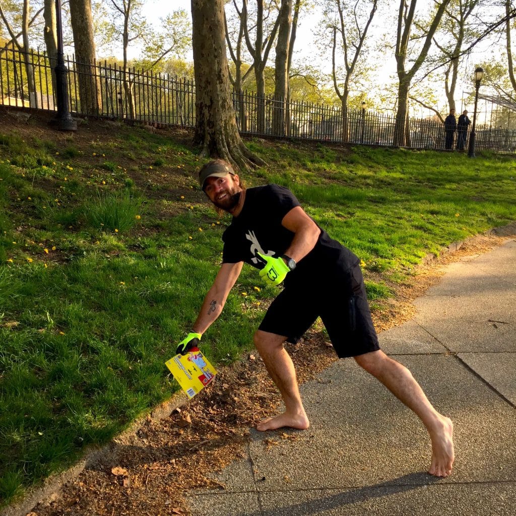 Sam from Good.Clean.Fun helps get the park clean before Mappy Hour starts