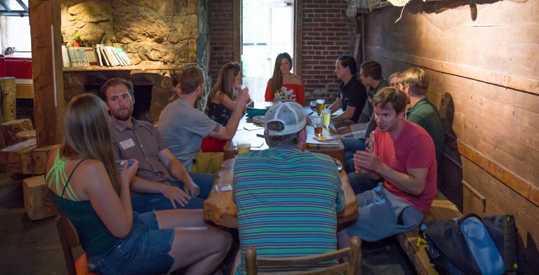 DEN: Mappy Hour Gets Back to Its Roots